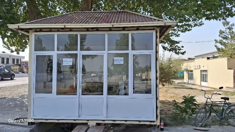 Ko'chma butka sotiladi razmeri 3x4 ..