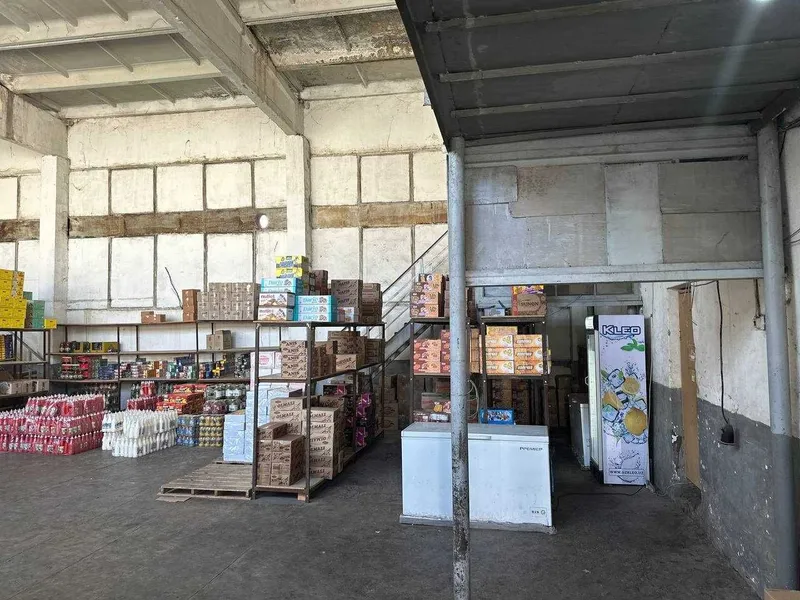 Сдается склад − 2550 м² 4 Сдается склад − 2550 м² 4