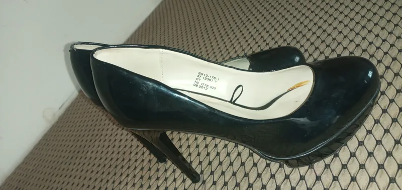 Tufli razmer 37