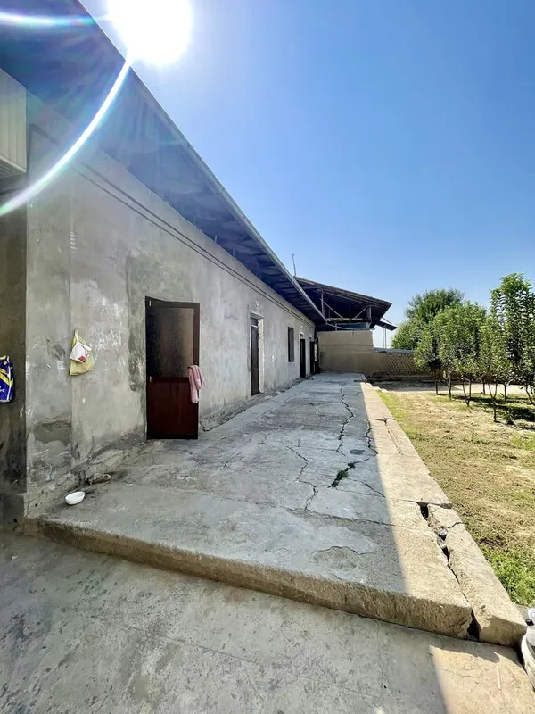 Oltintepa 50 yili mahalada 6,6 sotix yer sotiladi.Fasad 25m 26m Srocno 4 Oltintepa 50 yili mahalada 6,6 sotix yer sotiladi.Fasad 25m 26m Srocno 4