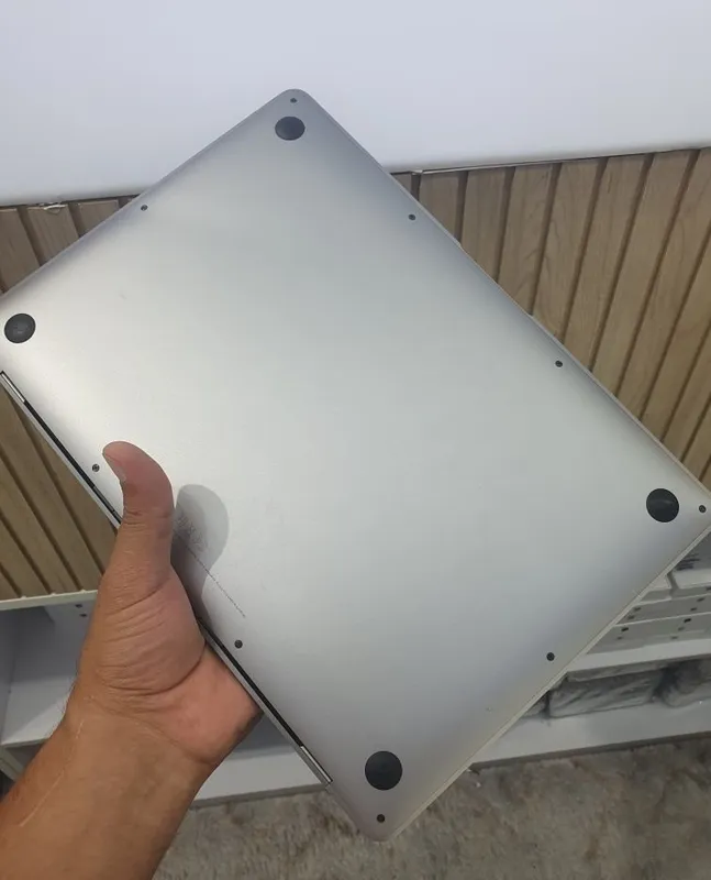 Macbook Air M1 . 3 Macbook Air M1 . 3