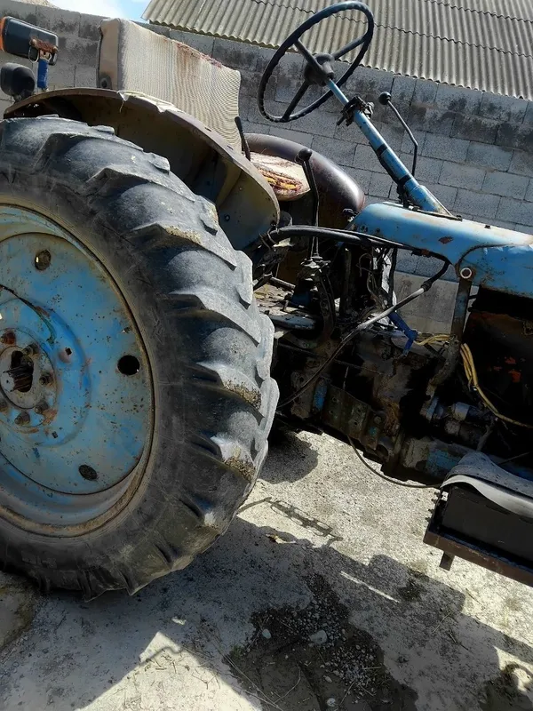 T28 traktor zor xolatda 3