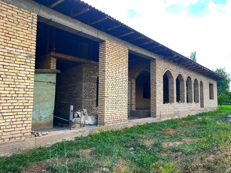 Hovli sotiladi narx kelishilinadi 3 Hovli sotiladi narx kelishilinadi 3