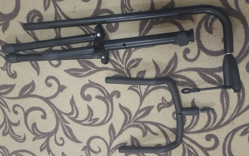 Gitara stoykasi sotiladi