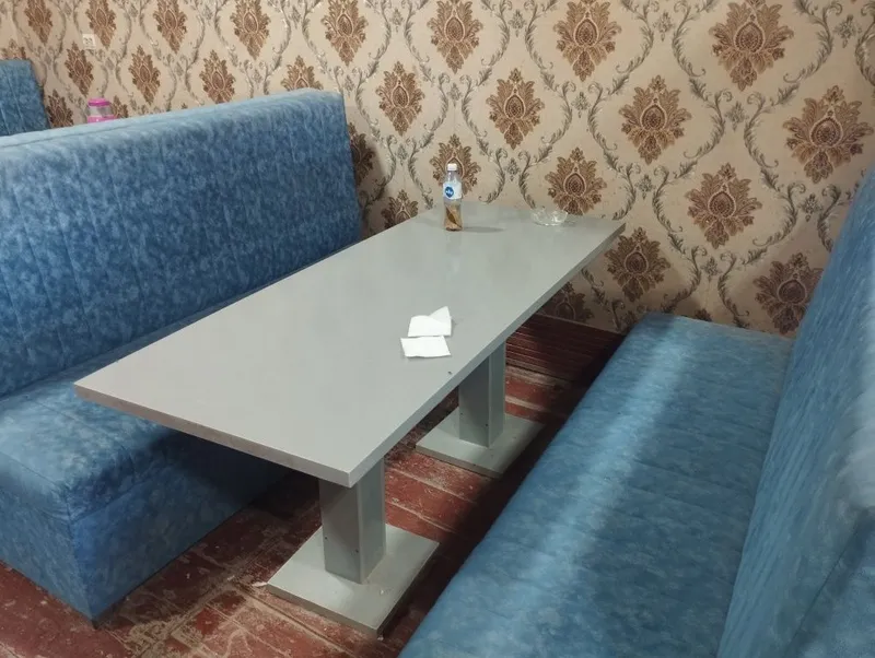 Cafe uchun mebel sotiladi 2