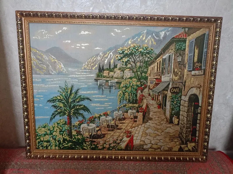 Картины , вышивка, сувениры
