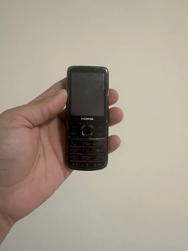 Nokia 6700
