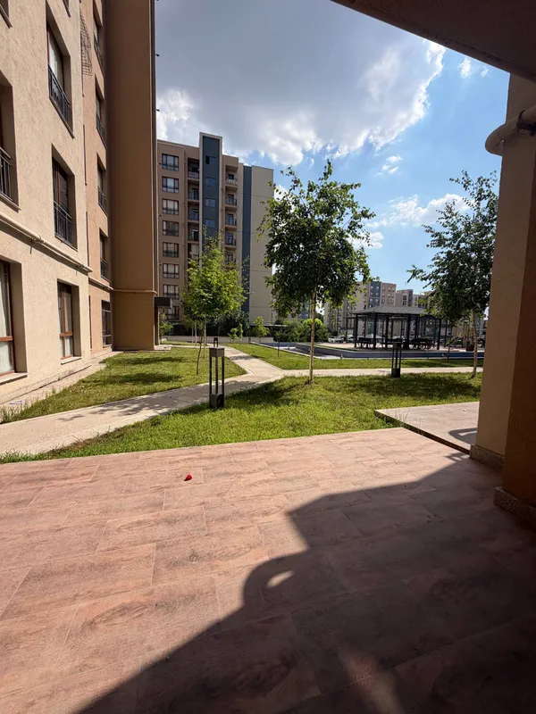 Продаётся 1-комнатная квартира с евроремонтом в ЖК Almazar City 8