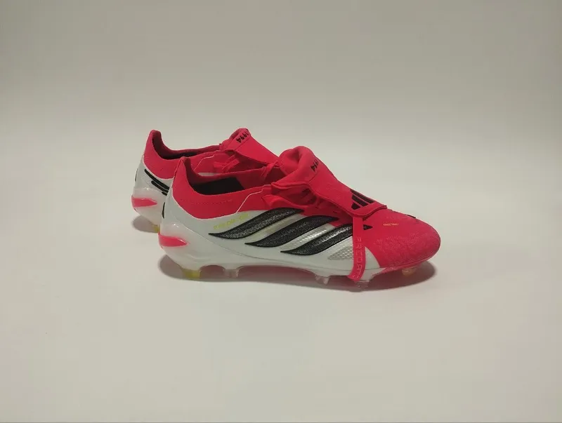 Футбольные бутсы Adidas Predator 2026. 40 размер. Новое Футбольные бутсы Adidas Predator 2026. 40 размер. Новое