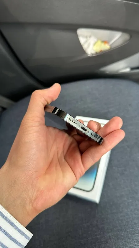 Iphone 14 Pro LL A 6