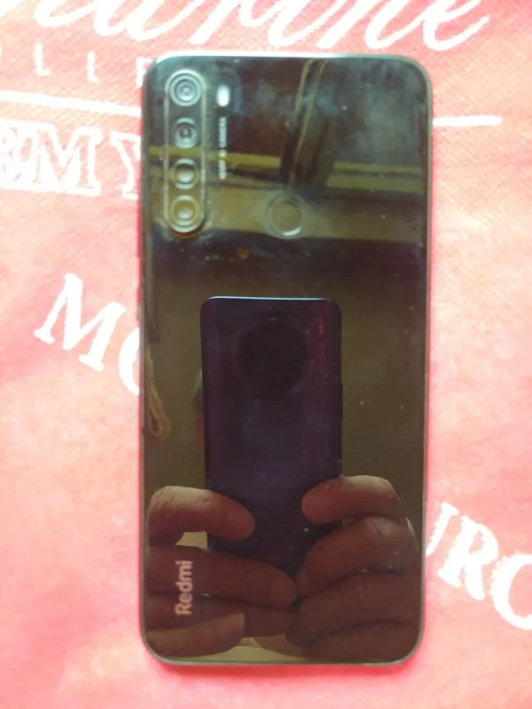 Продаётся телефон Redmi Note 8 6 Продаётся телефон Redmi Note 8 6