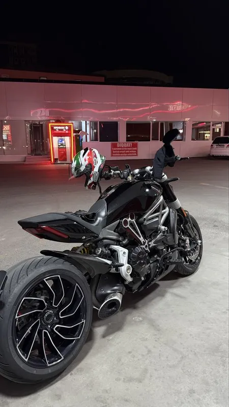 X Diavel S в идеальном состочнии