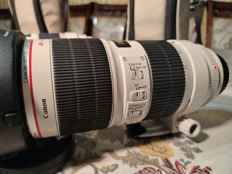 Canon 70-200 mm obyektiv sotiladi. Stabilizatori bor — фото 1