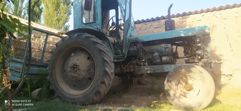 Traktor sotiladi 2 Traktor sotiladi 2