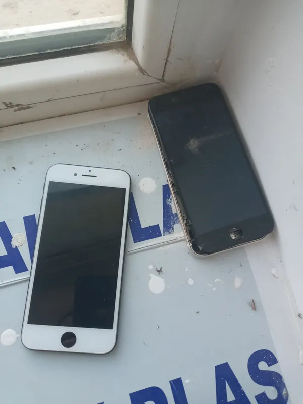 Есть 2 iPhone 7, 5000 мА·ч 6 Есть 2 iPhone 7, 5000 мА·ч 6