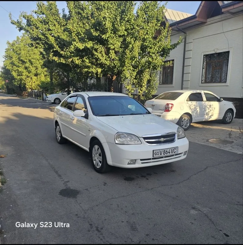 Lasetti 1.8 есть метан 2