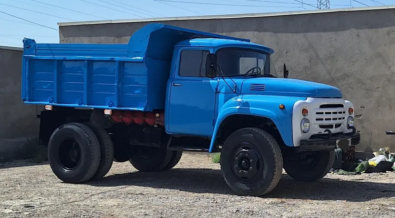 ZiL 130 samasval sotiladi 1