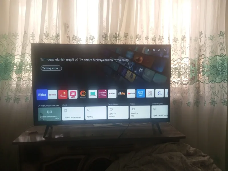 Продаю телевизор LG экран 43 smart срочно