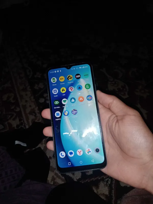Realme C33 128/4+4 gb holati ideal 800ming so'm — фото 1