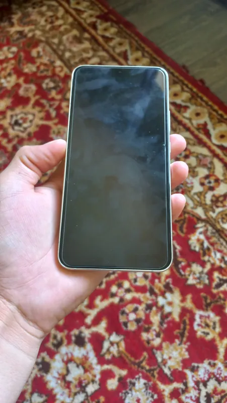s22+,xotira256,IMEI dan òtmagan,narxi:400$