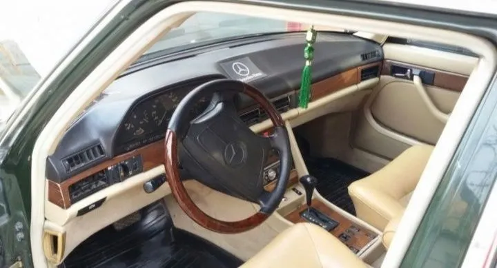 Mercedes Benz W126 SEL LONG 5 Mercedes Benz W126 SEL LONG 5