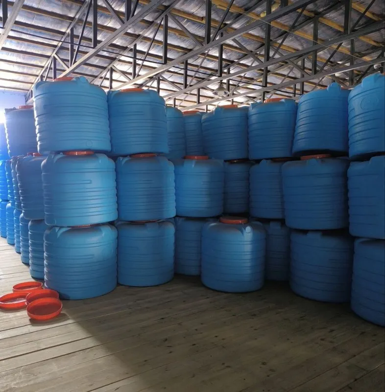 2000L gorizontal , plastik bochkalar sotivda — фото 4