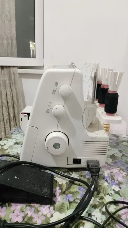Оверлок Janome 3 Оверлок Janome 3
