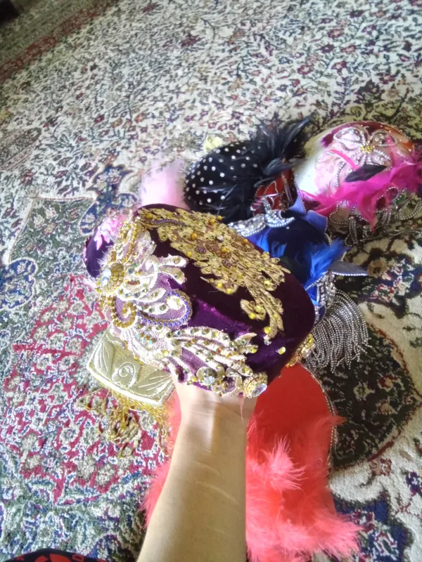 qalpoqlar kuylaklar kelinlar uchun 8