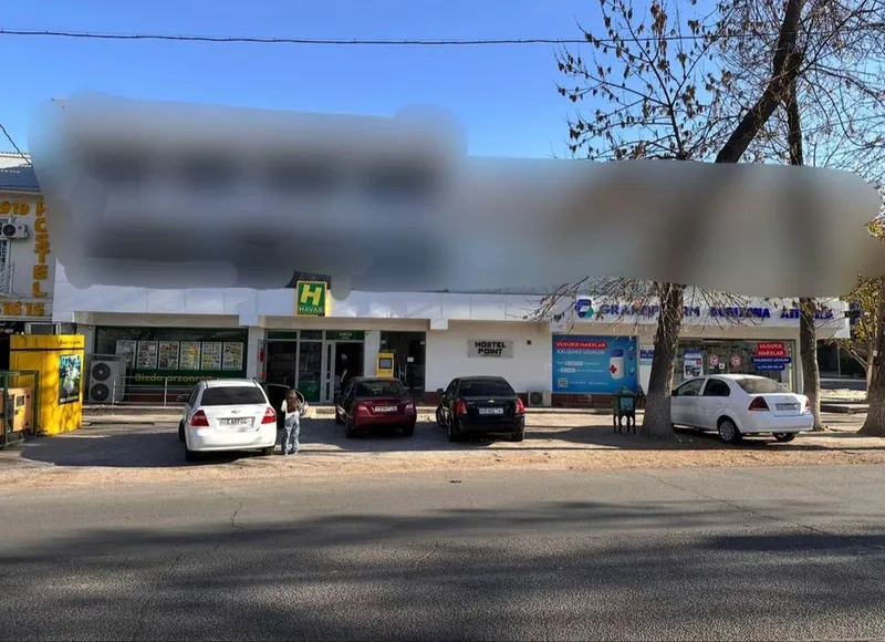 Продаётся 1 этаж часть здании 455 квм рядом с ТРЦ Малика 6 Продаётся 1 этаж часть здании 455 квм рядом с ТРЦ Малика 6