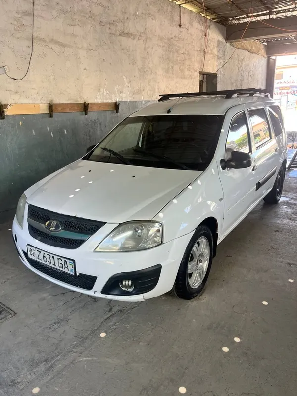 Lada largus reno matur 6 Lada largus reno matur 6