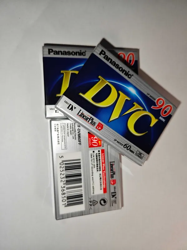 Продаю mini DV видеокассеты Panasonic — фото 2 Продаю mini DV видеокассеты Panasonic — фото 2