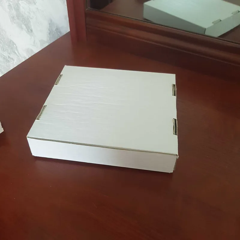Продам картон каробки 300 сум. 4