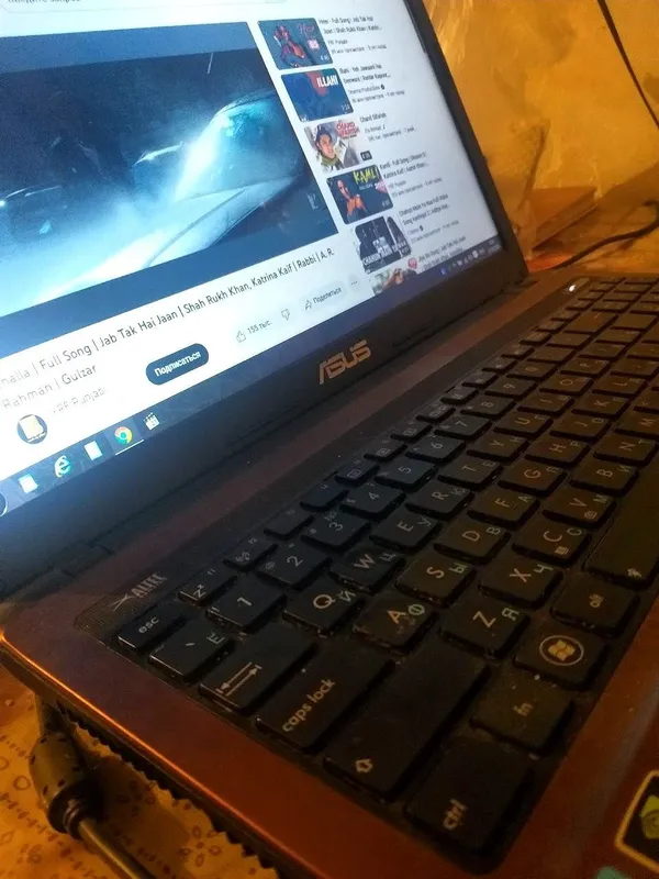Noutbuk Asus 4 Noutbuk Asus 4