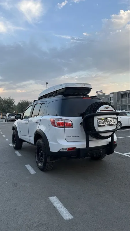Traiblezer offroad full sotiladi — фото 3