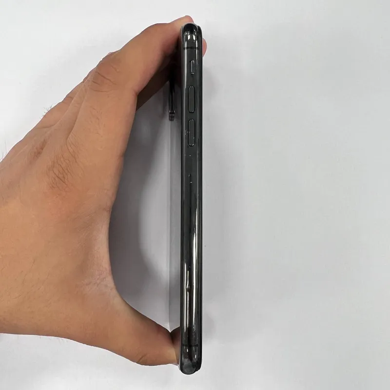 iPhone XS 256GB, дефект на фото, остальное в идеале 5 iPhone XS 256GB, дефект на фото, остальное в идеале 5
