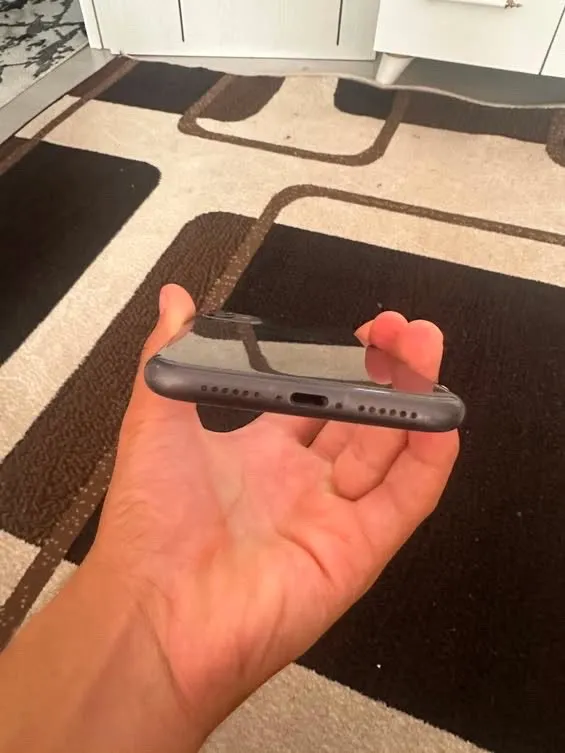 Iphone 11 4
