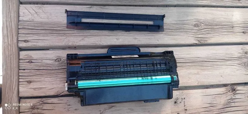 Продам принтер Xerox Phaser 3140 4 Продам принтер Xerox Phaser 3140 4