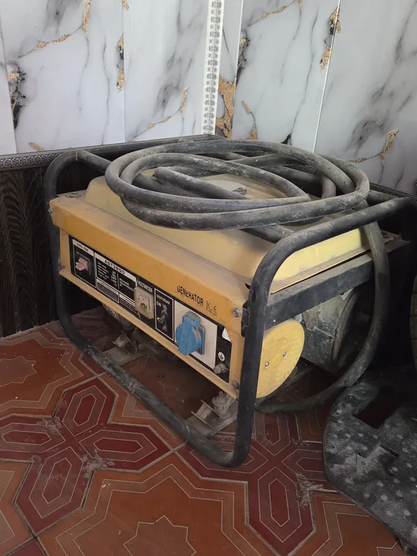 Srochno Dvijok 3 kv sotiladi 1