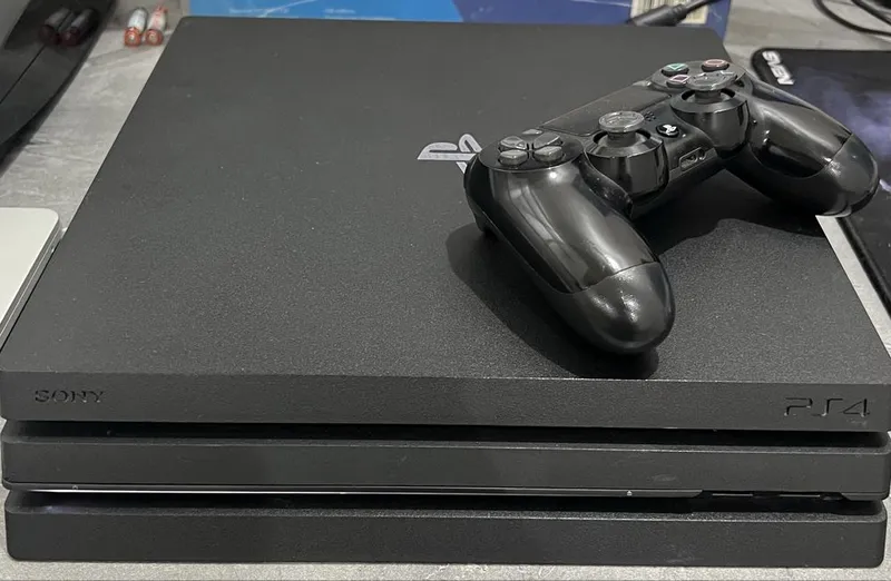 Playstation 4 Pro 1TB — фото 1