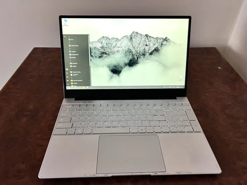 iTech yangicha variant, FulHd ips Disley