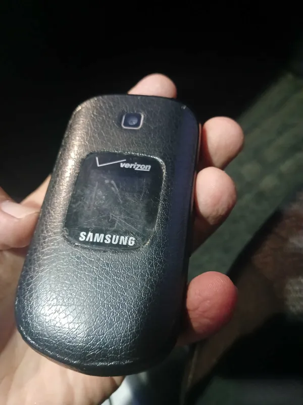 Samsung verizon gusto 2 srochni sotiladi 3 Samsung verizon gusto 2 srochni sotiladi 3