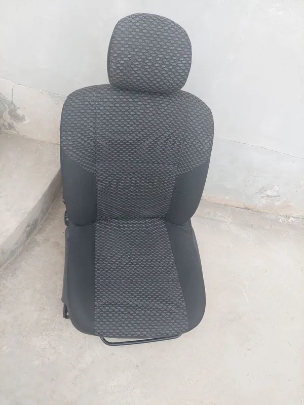 Lada largus oldi ikkita orindiqi yangi holatda