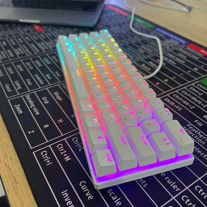 RGB Klaviatura 63 talik ko'k switch — фото 2
