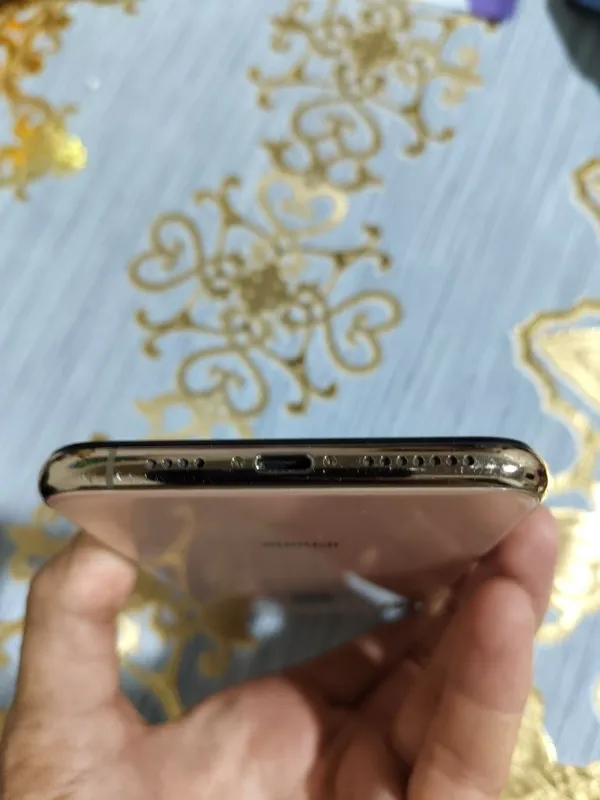 Iphone Xs xotrasi 64gb KH/A Yomks 100% — фото 1