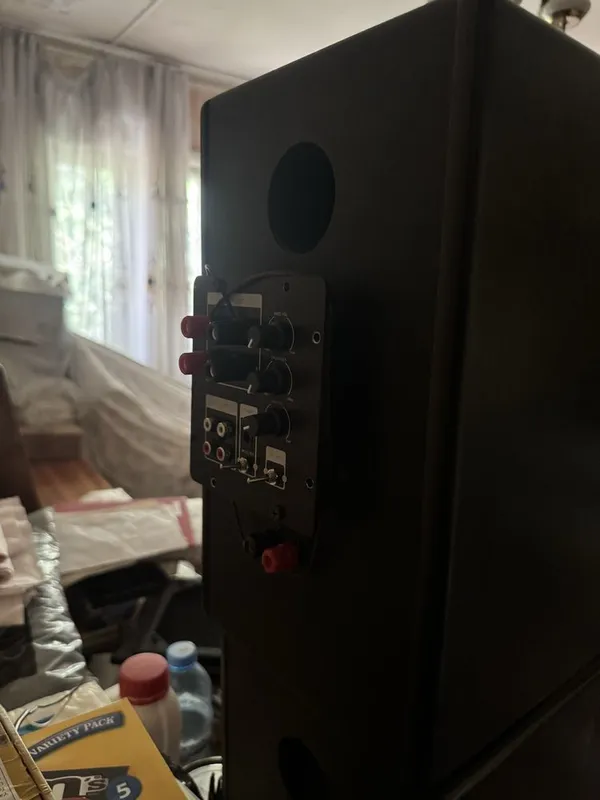 Microlab solo 6 sotiladi 3