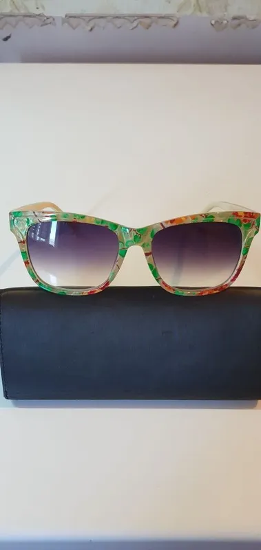 Очки пляжные Dolce &Gabbana 1 Очки пляжные Dolce &Gabbana 1