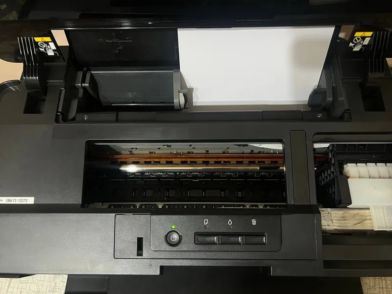 Epson L1800 xolati yaxshi 4 Epson L1800 xolati yaxshi 4