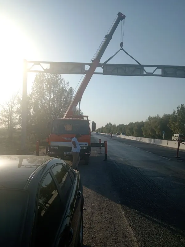 Avtokran sotiladi 7