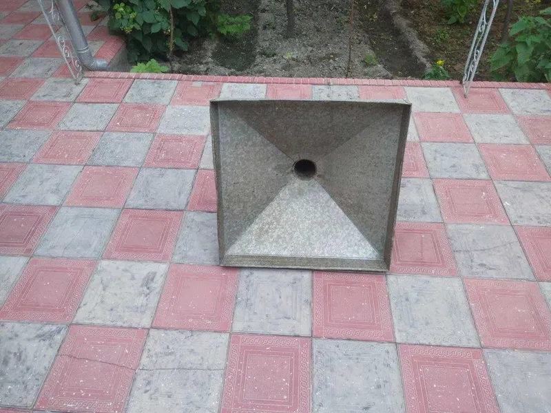 Oshxona vitichkasi sotiladi. 5