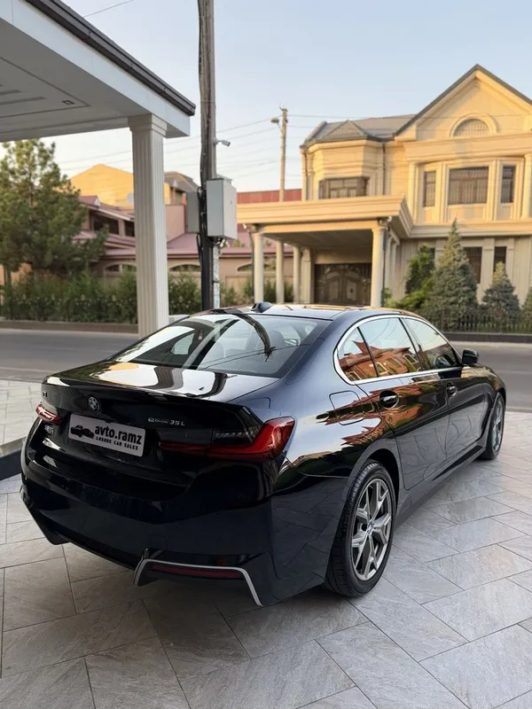 BMW i3 35L 4 BMW i3 35L 4